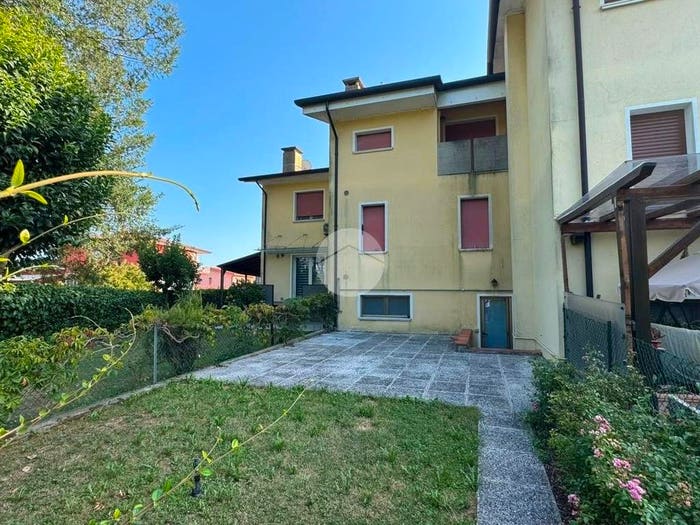 Casa quadrilocale in vendita in Via Capitello, Centro, Quinto di Treviso