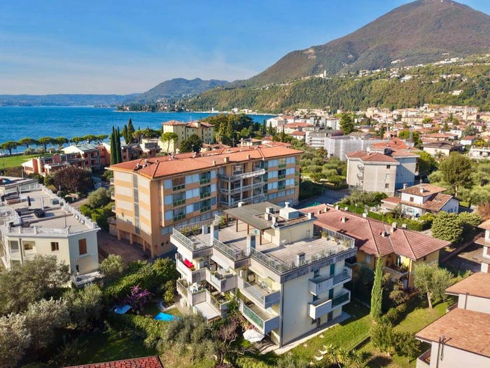 Appartamento trilocale in vendita in Via Dante Alighieri, Toscolano Maderno, ToscolanoMaderno