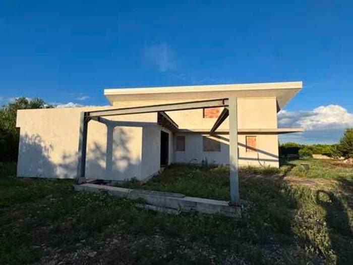 Casa quadrilocale in vendita in Via Palma, Avola