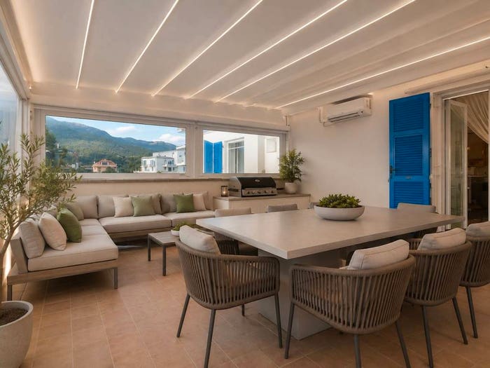 Appartamento quadrilocale in vendita in Via Montello, Centro, Loano