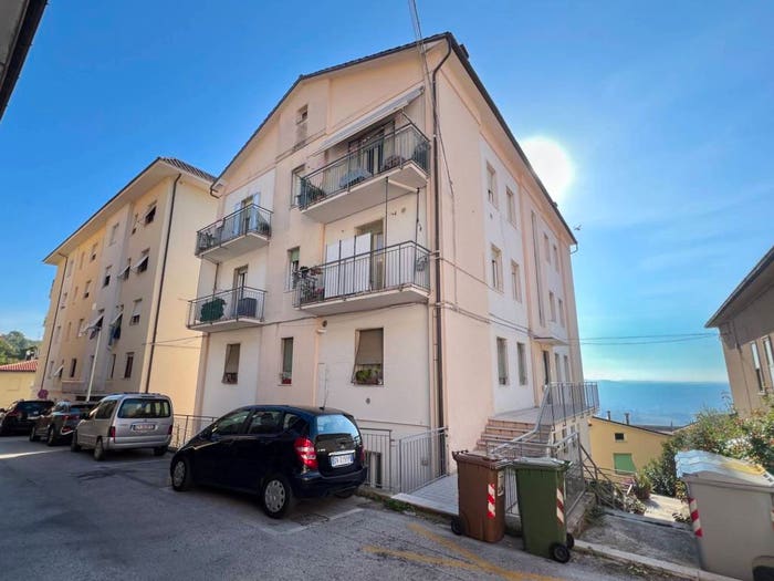 Appartamento trilocale in vendita in Centro, Osimo