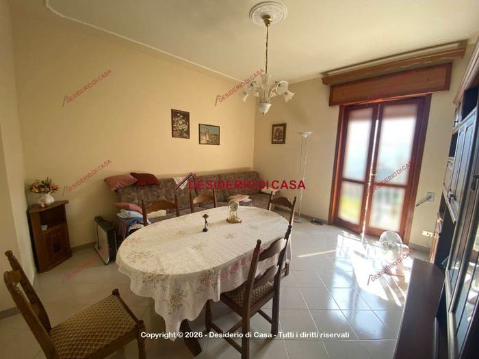 Casa con 5 locali in vendita in Via Umberto I, Frazzanò