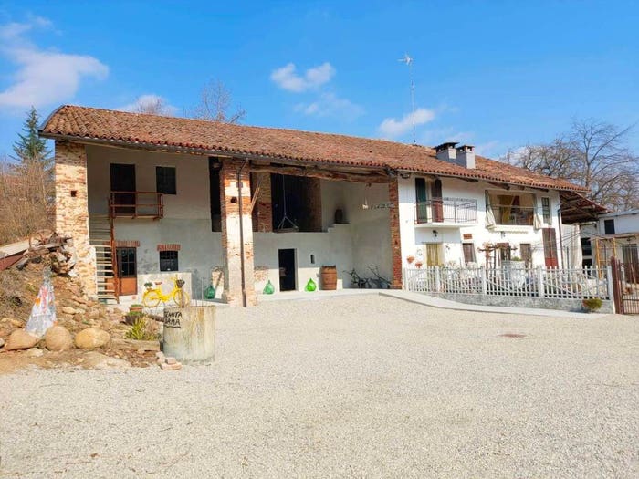 Casa con 6 locali in vendita in Strada Orià, Cardoni, Carrù