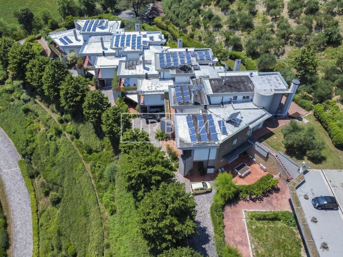 Casa con 6 locali in vendita in Viale dell'appennino, San Lorenzo in Noceto, Forlì