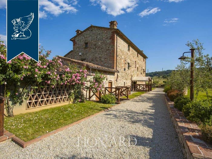 Casa con 6 locali in vendita in Anghiari