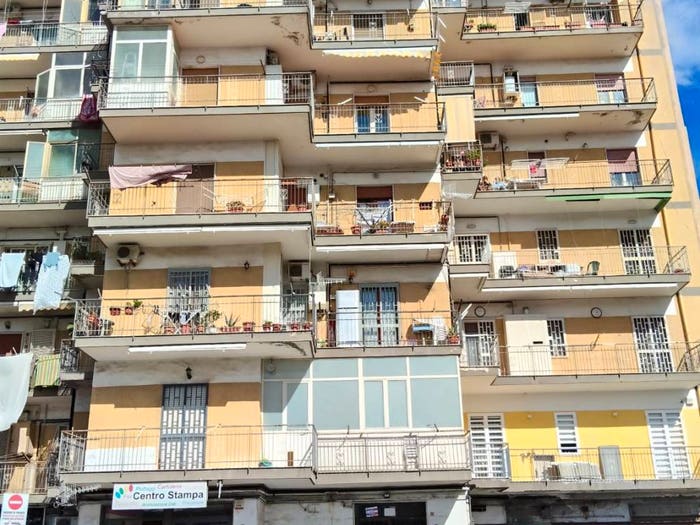 Appartamento trilocale in vendita in Via Pablo Picasso, Pianura, Napoli