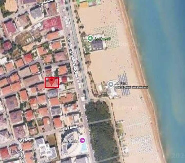 Casa con 6 locali in vendita in Via Sicilia, Lungomare Marconi, Alba Adriatica