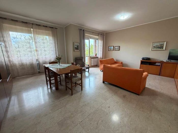 Appartamento quadrilocale in vendita in Corso di Porta Romana, Quadronno Crocetta, Milano
