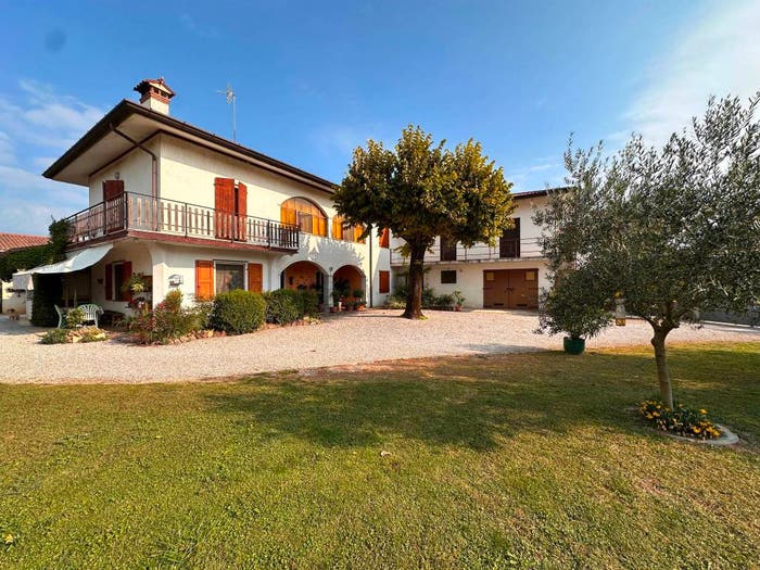Casa con 6 locali in vendita in Via Daniele Cernazai, Ipplis, Premariacco