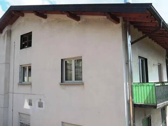 Appartamento con 5 locali in vendita in Porlezza