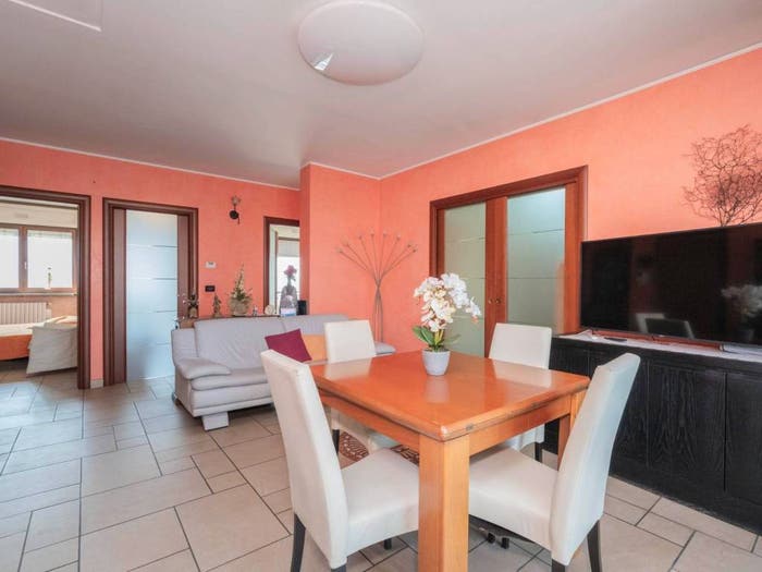 Appartamento con 5 locali in vendita in Via Moncenisio, Nichelino