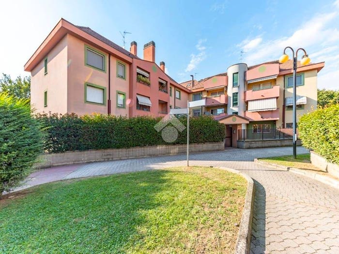 Appartamento bilocale in vendita in Via Eliseo Vismara, Centro, Arese