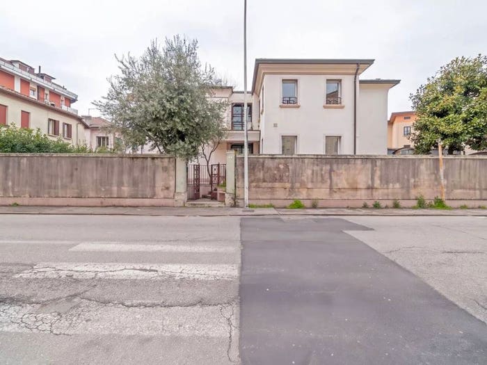 Casa con 6 locali in vendita in Viale Istria, Centro, Conegliano