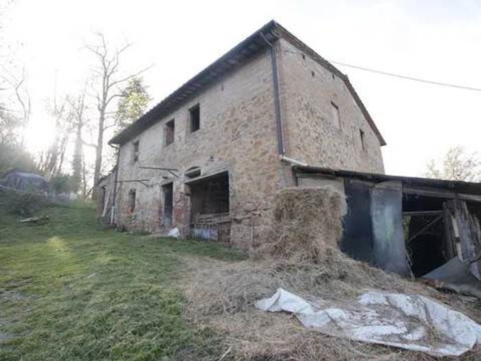 Casa con 6 locali in vendita in Strada Provinciale Samminiatese No Number, Montaione