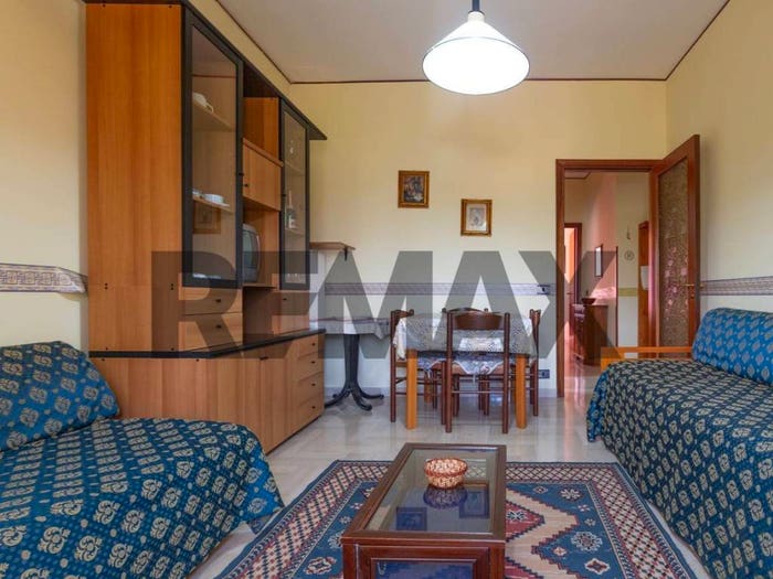 Appartamento bilocale in vendita in Via Sant'Elena, Centro, Caramanico Terme