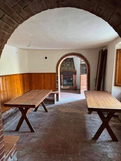 Casa con 6 locali in vendita in Calci