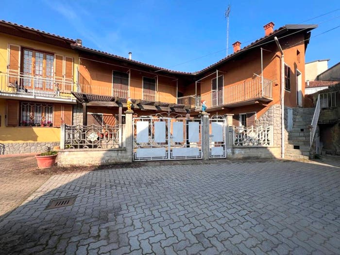 Casa con 6 locali in vendita in Vicolo Cividale, Centro, Montà