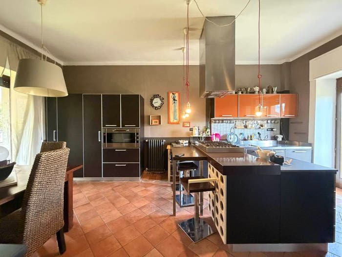 Appartamento quadrilocale in vendita in Centro, Villafranca in Lunigiana