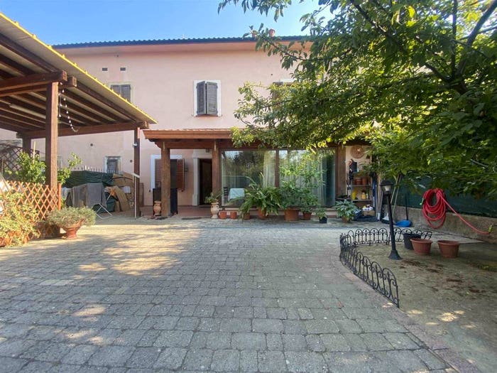 Appartamento con 6 locali in vendita in San Pietro in Palazzi Collemezzano Buca del Gatto, Cecina