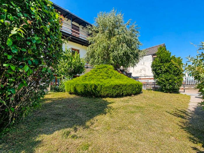 Casa con 6 locali in vendita in Via Nazionale, Vaie