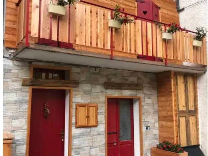 Casa con 5 locali in vendita in Via Camillo Golgi, Centro, Corteno Golgi