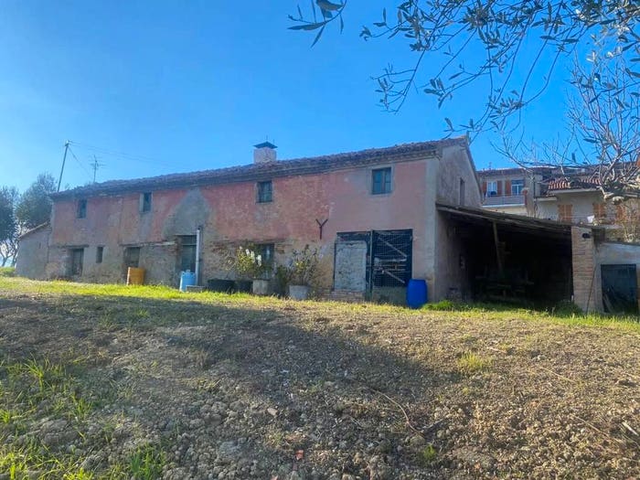 Casa con 6 locali in vendita in Via Provinciale B, Centro, Mondavio