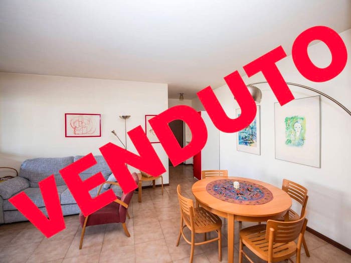 Appartamento trilocale in vendita in Via Cassano D'Adda, Corvetto, Milano