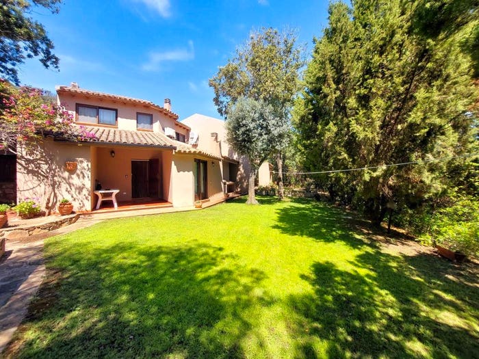 Casa con 6 locali in vendita in Setti Ballas, Domus de Maria