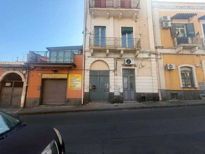 Appartamento trilocale in vendita in Via del Bosco, Barriera Leucatia, Catania