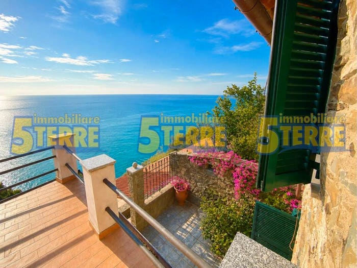 Casa trilocale in vendita in Schiara, Marola Campiglia, La Spezia
