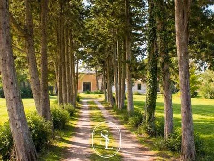 Casa con 6 locali in vendita in Via U Giordano No Number, Monteroni di Lecce