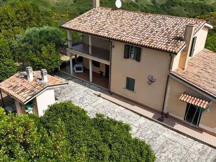 Casa con 5 locali in vendita in Contrada Forola, Acquaviva Picena