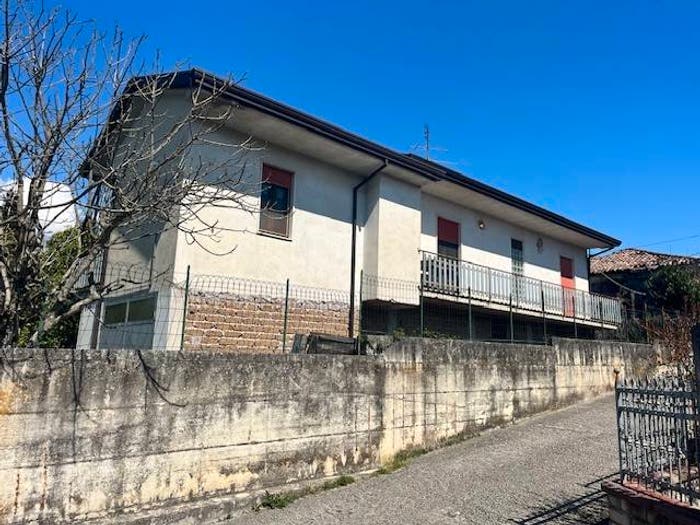 Casa quadrilocale in vendita in Via Colle San Paolo, Pantano Cosa, Ceccano