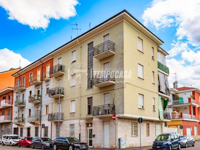 Appartamento trilocale in vendita in Via Giosuè Carducci, San Pietro, Moncalieri