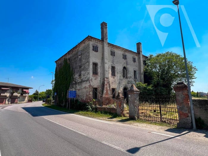 Casa con 6 locali in vendita in Via Tripoli, Pegolotte, Cona