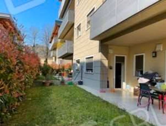 Appartamento quadrilocale in vendita in Viale duca d'aosta, Centro, Valdagno