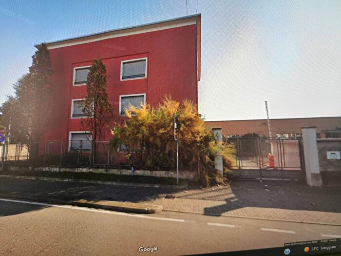 Casa con 6 locali in vendita in Via Roma, San Giorgio Su Legnano