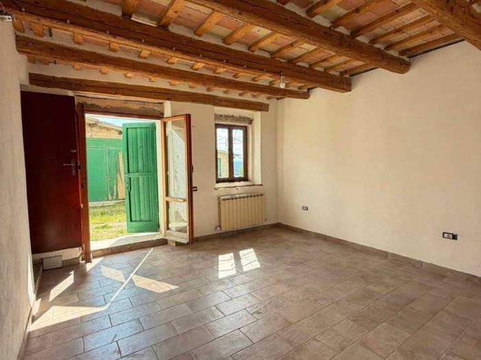 Casa quadrilocale in vendita in Ostra