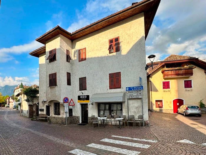 Casa in vendita in Via Cornaiano, Cornaiano, Appiano sulla Strada del Vino