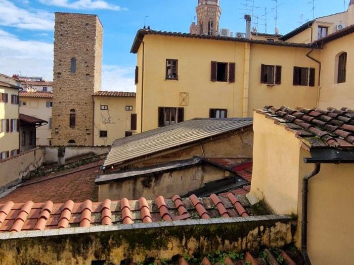 Appartamento trilocale in vendita in Signoria Uffizi, Firenze
