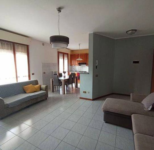 Appartamento quadrilocale in vendita in Centro, Pianello Val Tidone