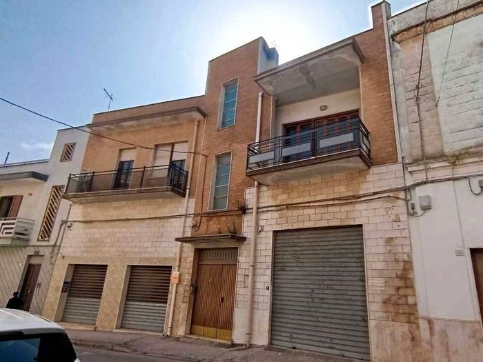 Appartamento con 6 locali in vendita in Via Roma, Carosino