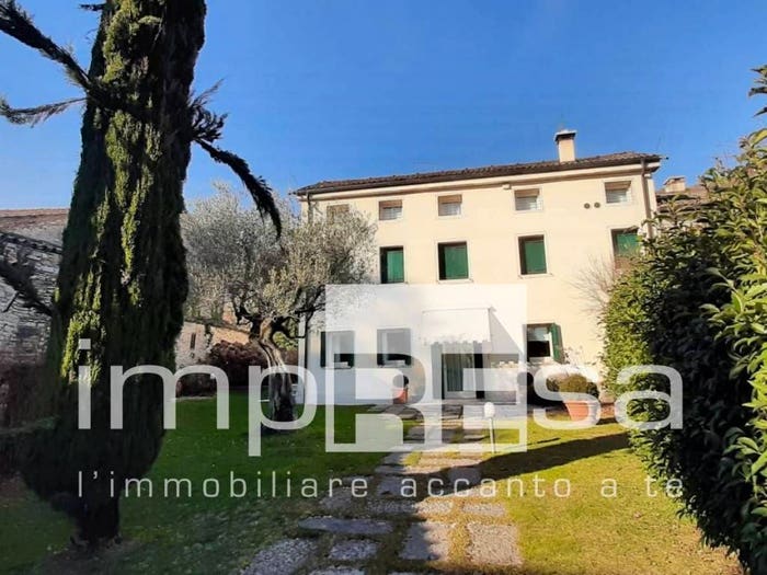Casa con 6 locali in vendita in VIA BASTIA, Cavaso del Tomba