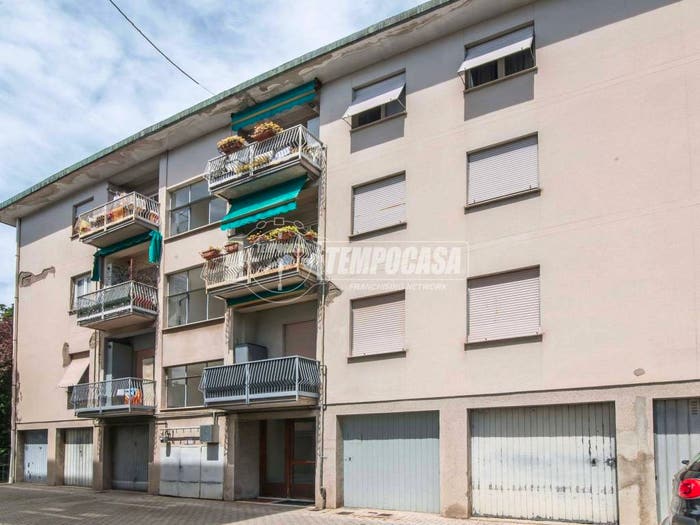 Appartamento trilocale in vendita in Via Oltrecolle A, Albate Muggiò, Como