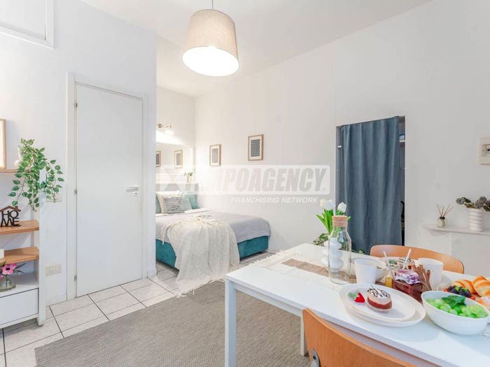 Appartamento monolocale in vendita in Via Paolo Frisi, Porta Venezia, Milano