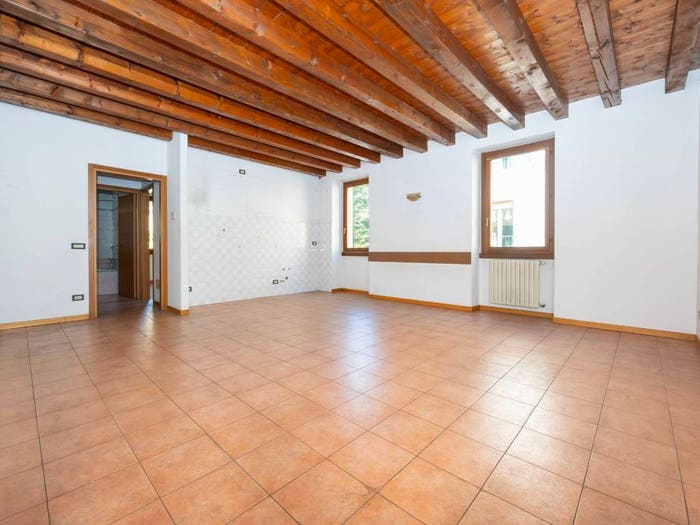 Appartamento bilocale in vendita in Via XXV Aprile, Brignano Gera d'Adda