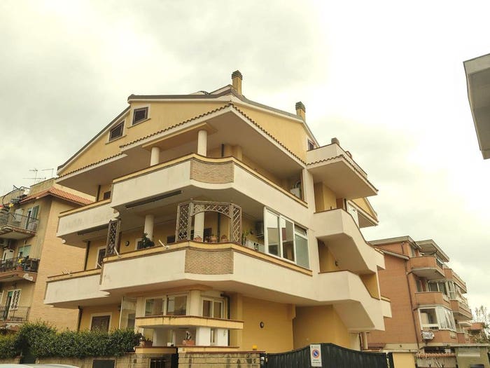 Casa quadrilocale in vendita in Via Torre Perla, Zona Domitilla, Ladispoli