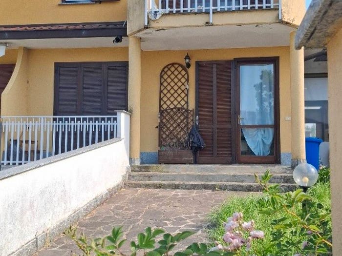 Casa quadrilocale in vendita in Via Giovanni Falcone, Borgo San Giovanni