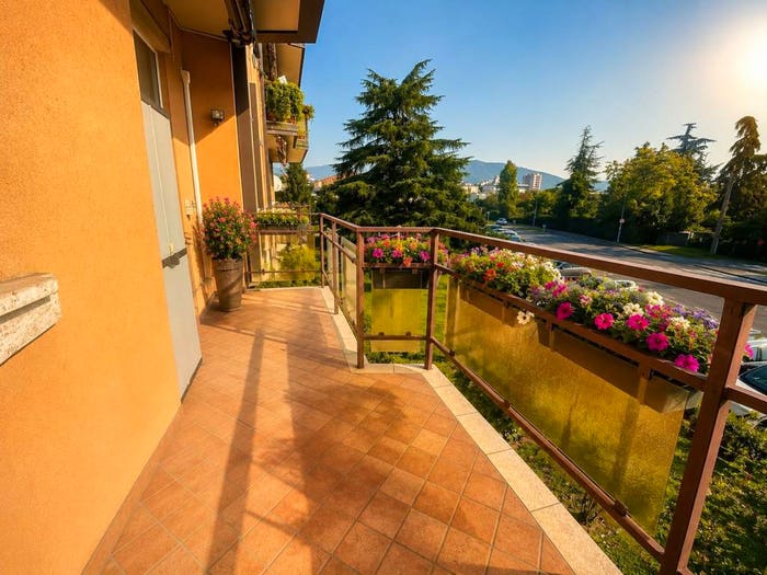 Appartamento trilocale in vendita in Via Codignole, Brescia Due, Brescia