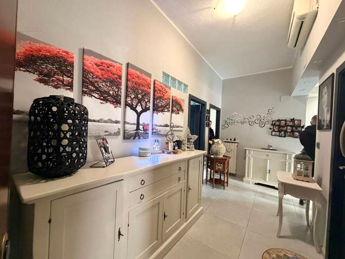 Appartamento quadrilocale in vendita in Via Ximenes, Zona Nuova Pratoranieri, Follonica